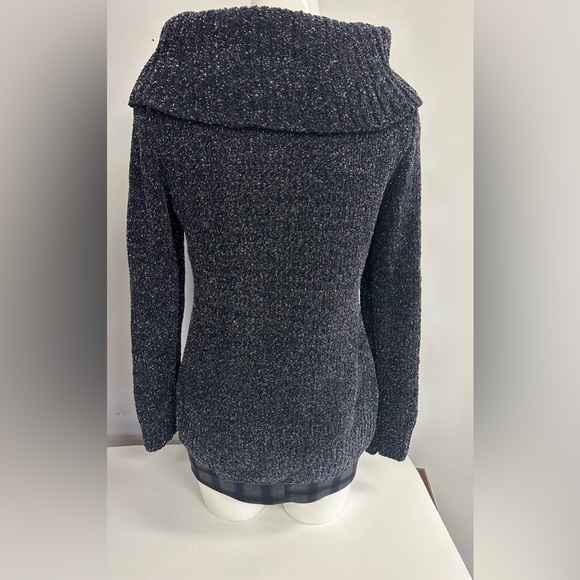 WHITE HOUSE BLACK MARKET KNITTED SCOOPED NECK SWEATER IN BLACK AND SILVER IN XS - Picture 5 of 9